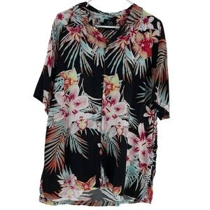Jaywalker Hawaiian Print Button Down Shirt